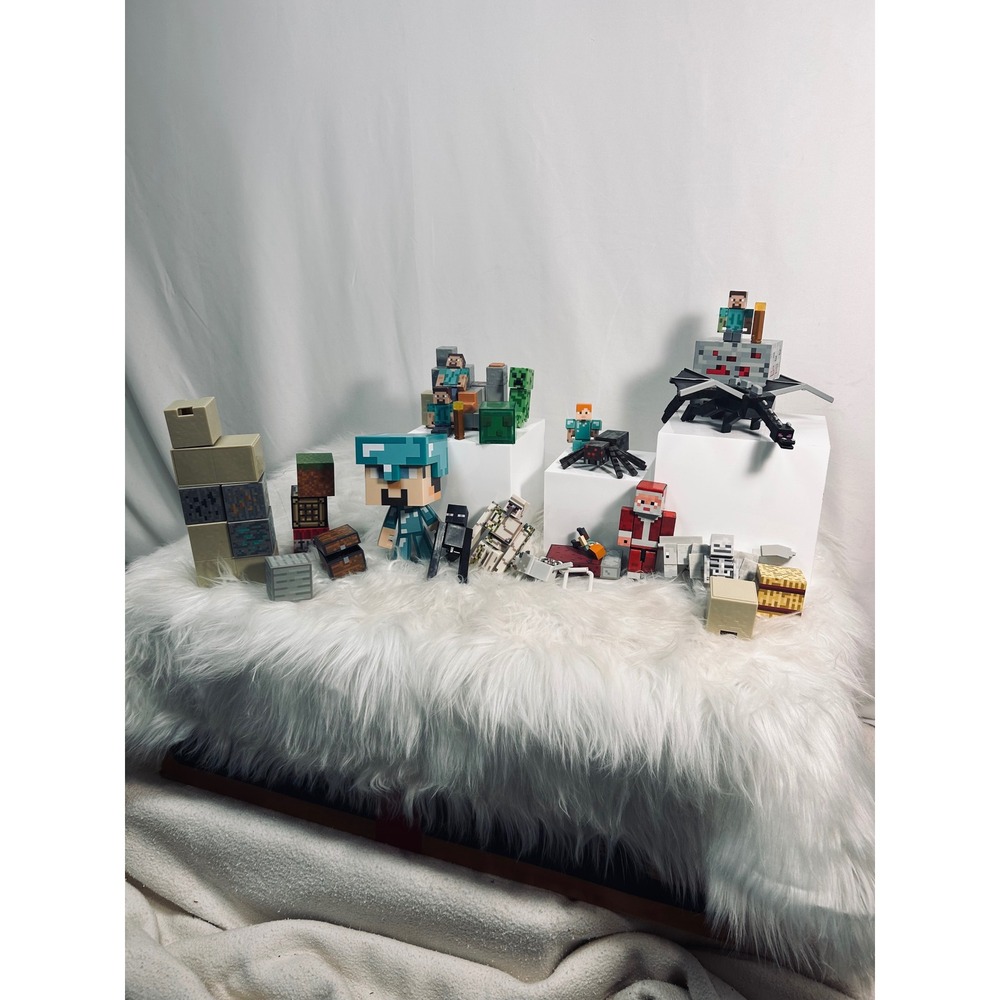 Minecraft Action Figure Lot Ender Dragon Steve‎ Diamond Armor Iron Golem Blocks